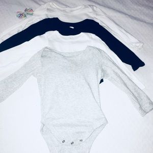 Long sleeves bodysuit boy or girl 18-24m